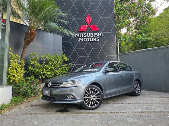 VOLKSWAGEN JETTA 2.0 TSI HIGHLINE 211CV GASOLINA 4P TIPTRONIC